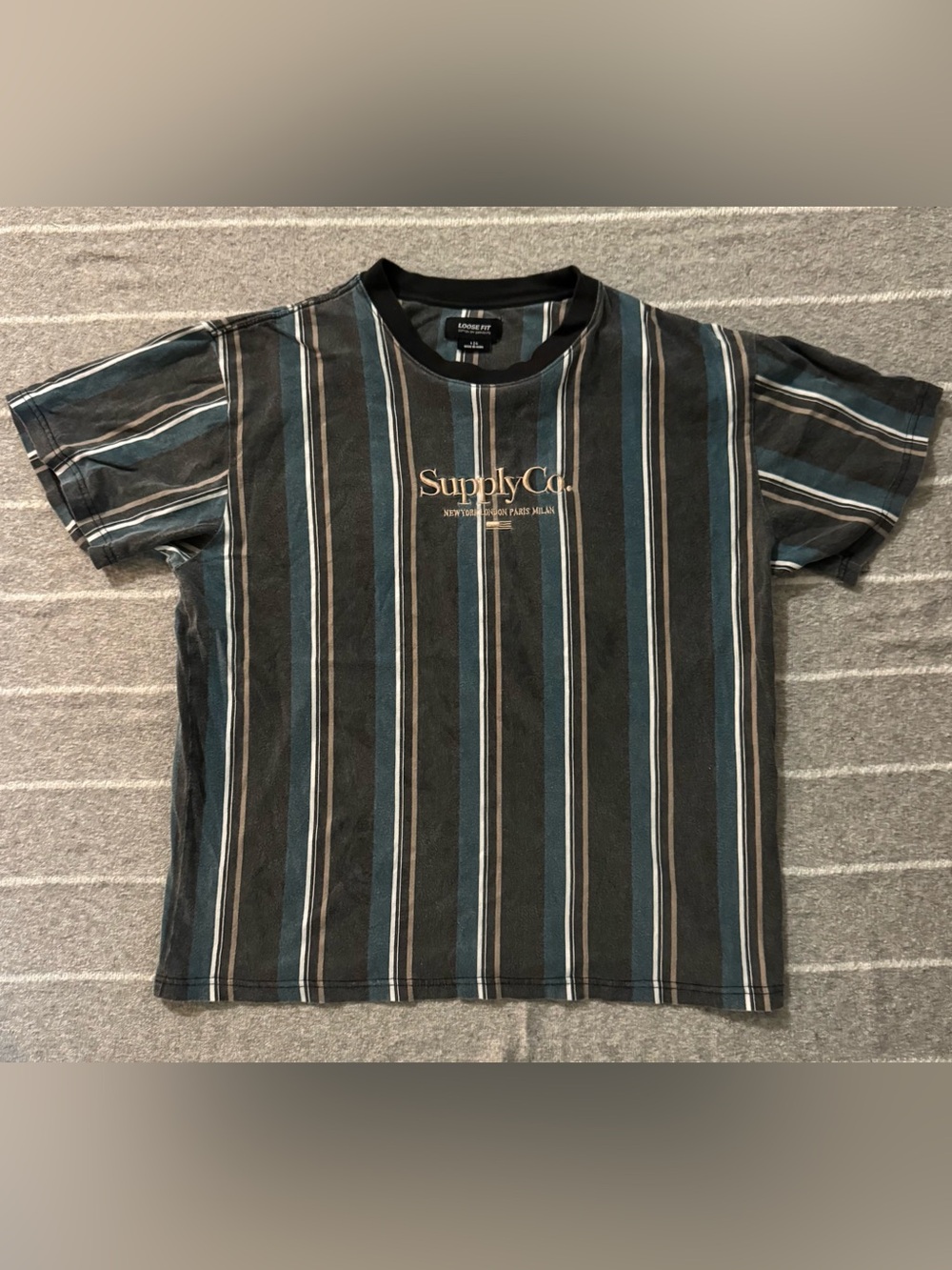 Men’s Striped Black & Blue Short-Sleeve Shirt